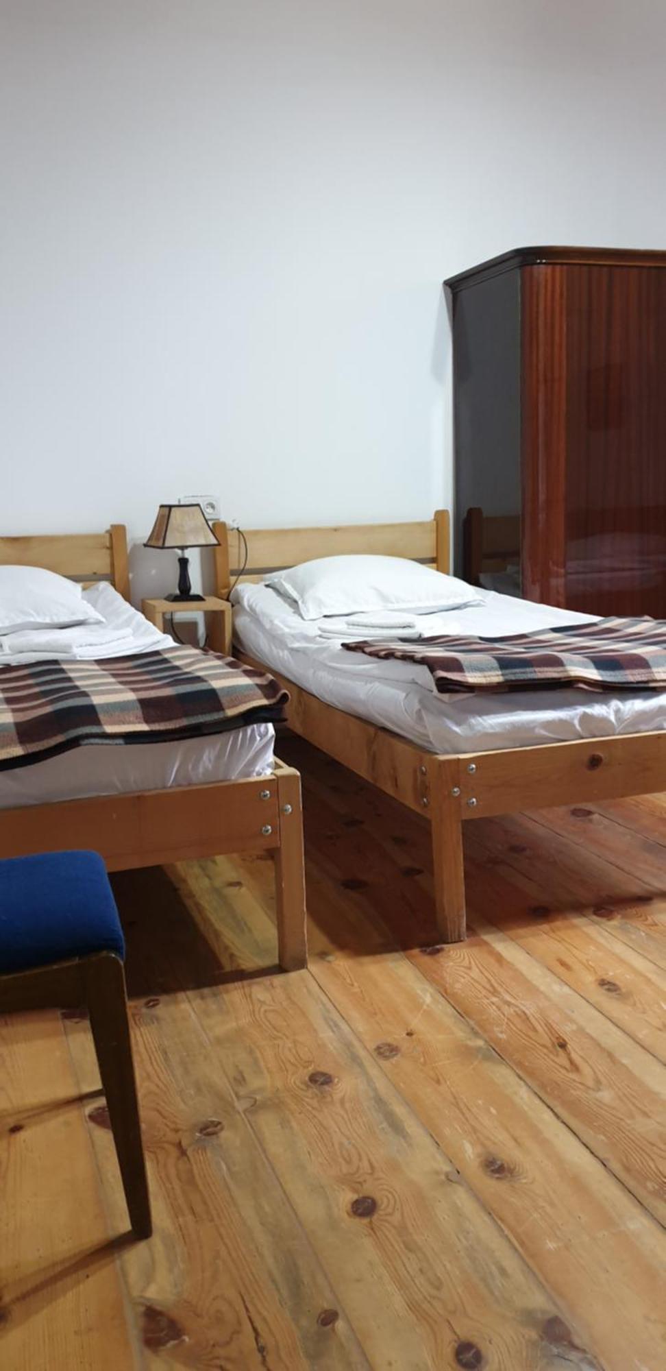 Guest House Svan-Ski Mestia Bagian luar foto