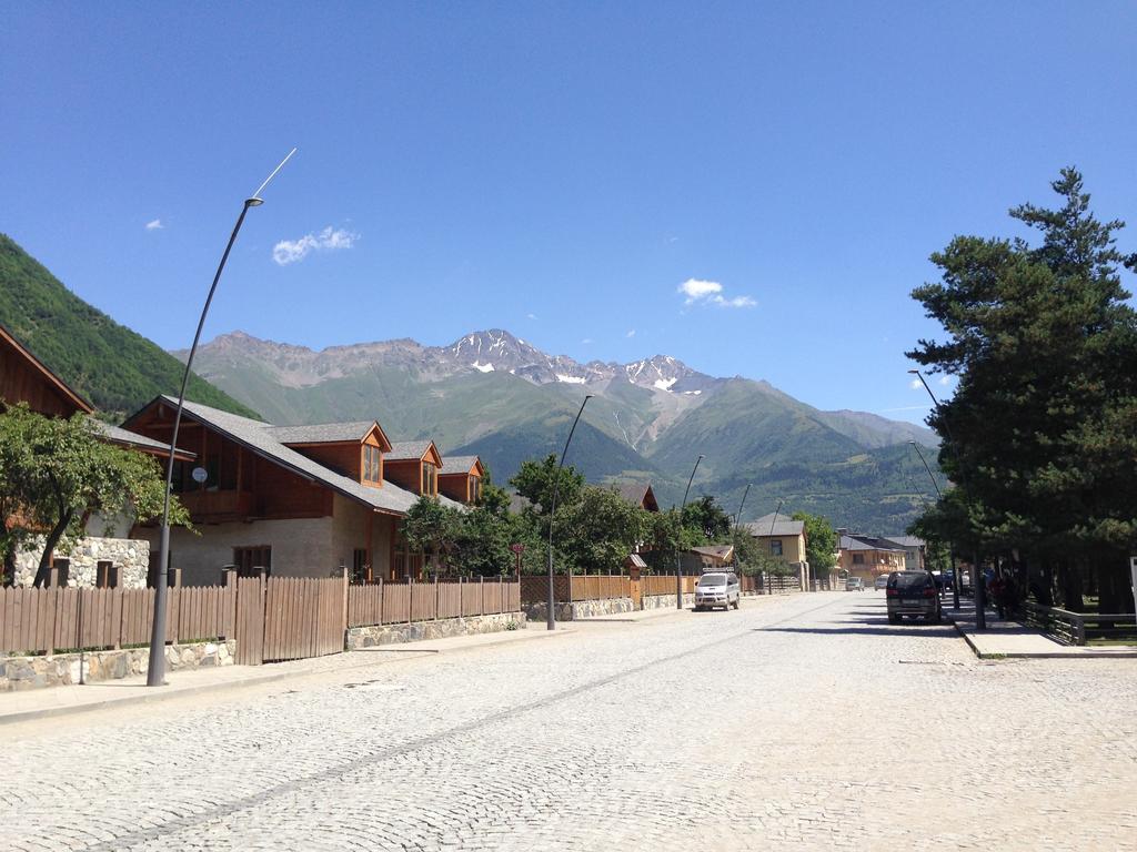 Guest House Svan-Ski Mestia Bagian luar foto