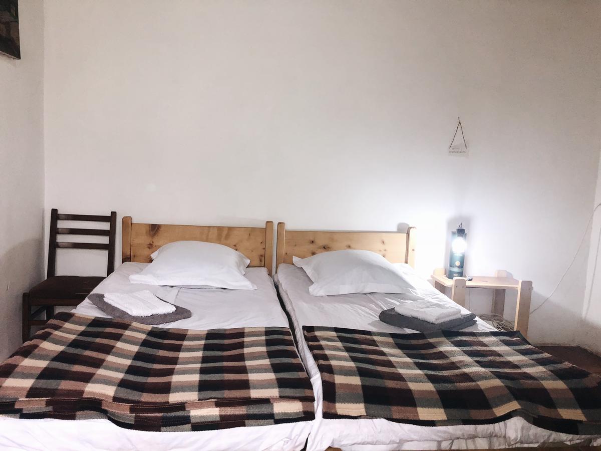 Guest House Svan-Ski Mestia Bagian luar foto
