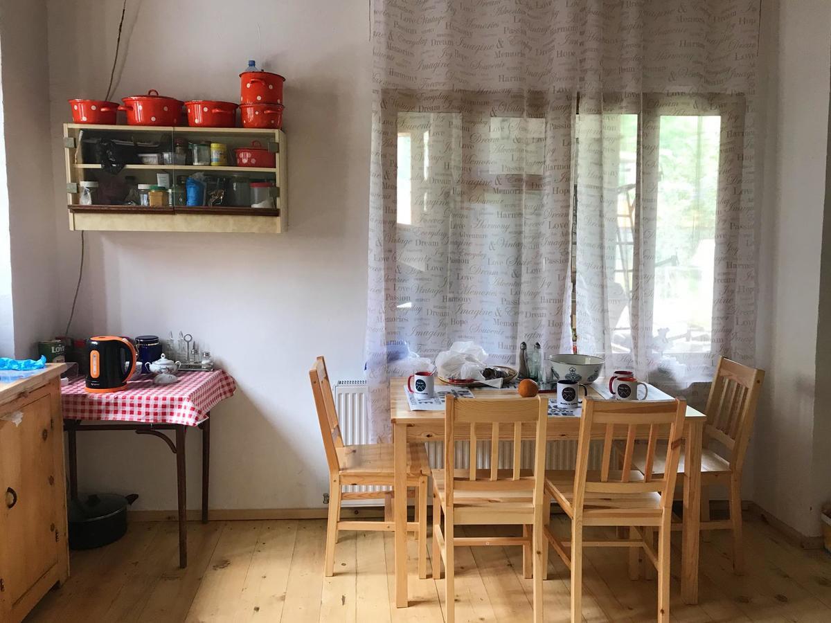 Guest House Svan-Ski Mestia Bagian luar foto